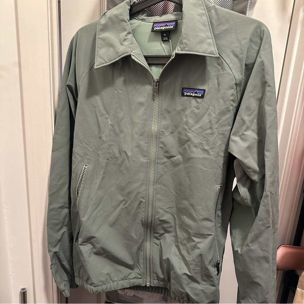 Patagonia men’s baggies size xs full-Zip Jacket